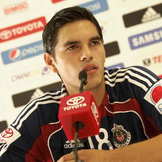 Báez respeta a nuevos refuerzos de Chivas