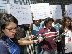 El movimiento #YoSoy132 invitó a Peña Nieto a reconsiderar su postura respecto al debate del próximo 19 de junio. EFE  /