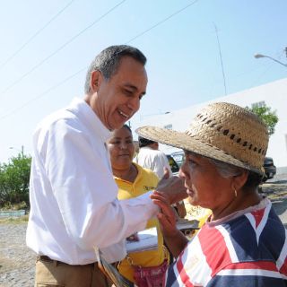 Fernando Garza visita a colonias de Zapopan