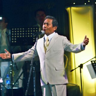 Se disculpa Manzanero con medios de comunicación