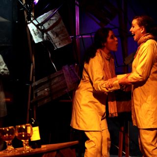 Un fresco sobre la paranoia llega a La Casa Suspendida