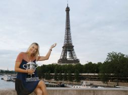 La rusa Maria Sharapova ganó en dos sets la final del Abierto de Francia, por primera vez en su carrera. REUTERS  /