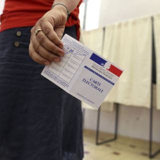 Triunfa izquierda en primera vuelta de comicios franceses