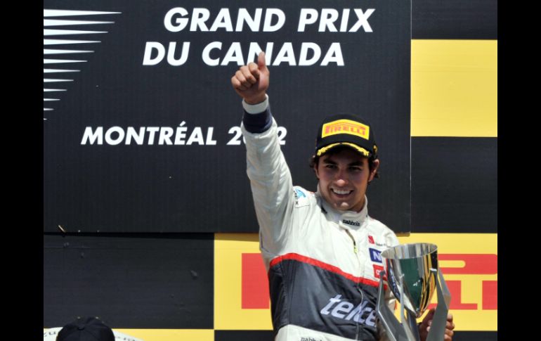Sergio Pérez por fin subió al podio después de cuatro carreras sin sumar unidades. AFP  /