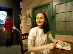 En 1929 nace en Alemania Ana Frank. Foto: estatua de cera, expuesta en el museo de Madame Tussauds en Berlín. ARCHIVO  /