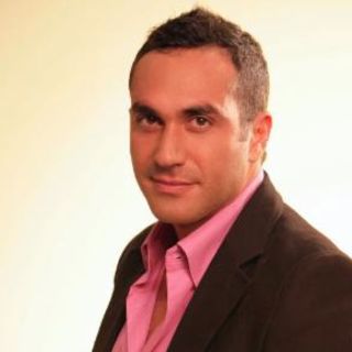 Vuelve Alejandro Ibarra al teatro en la obra Toc Toc