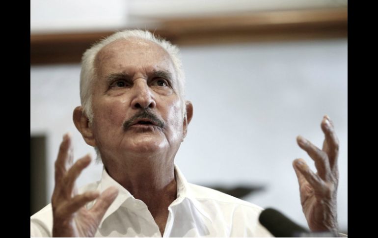 Se donaron libros a la Biblioteca Carlos Fuentes, de Xalapa, Veracruz, que lleva ese nombre en honor del escritor mexicano. ARCHIVO  /