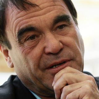 Oliver Stone se confiesa sobre su vida y sus excesos