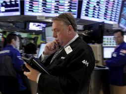 Fue una jornada en la que aumentaron las esperanzas de más estímulo monetario. AP  /