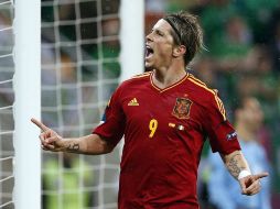 Fernando 'Niño' Torres se destapó con dos goles en al victoria de la escuadra española. AP  /