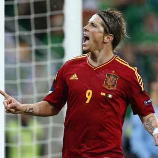 España golea en la Euro 2012