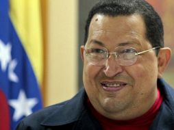 El presidente Hugo Chávez desarrolla una fábrica de pólvora y de aviones no tripulados, para convertir a Venezuela en potencia. ARCHIVO  /
