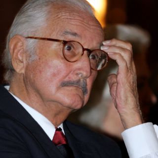 Rendirá Canal 22 homenaje a Carlos Fuentes a un mes de su deceso