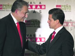 Óscar Naranjo Trujillo fue tercer hombre más popular de Colombia. Peña Nieto dice que se fijó en él por su exitoso desempeño. AP  /