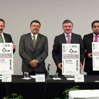 El IFE llama al voto por medio de boletos del Metro
