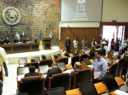 El PRI afirma que empresa no ayudó al Legislativo; PAN pide explicaciones a Administración.  /