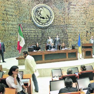 Diputados se contradicen por dinero ''extraviado''