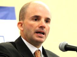 'Estamos trabajando en deslices periódicos y graduales', declaró el José Antonio González Anaya. ARCHIVO  /