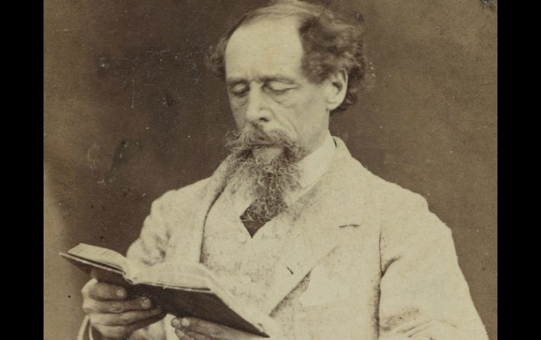 Los simbólicos personajes de los cuentos de Dickens han caracterizado el Londres victoriano durante generaciones. ARCHIVO  /