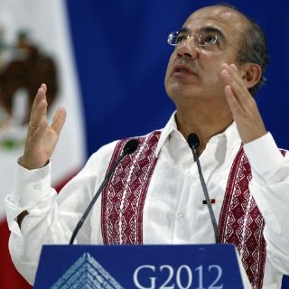 Calderón ofrece cena de gala a empresarios del B20