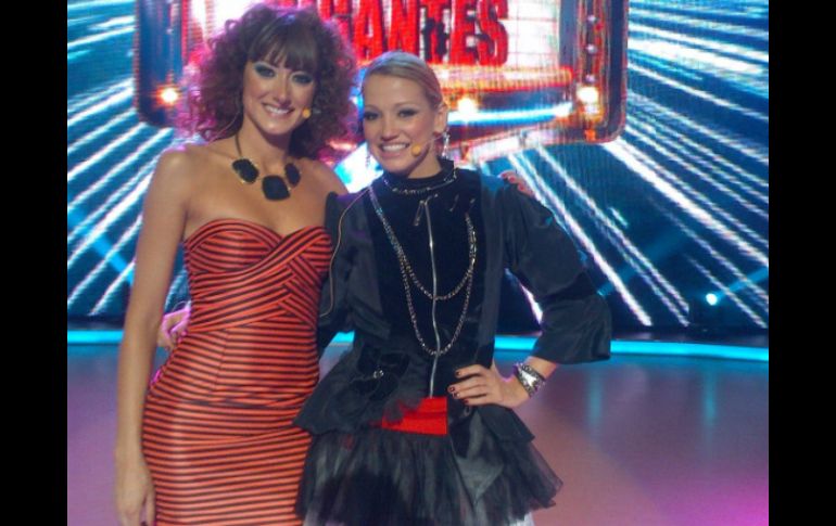 Raquel y Fanny Lu, jurados del programa durante la emisión de este domingo. @Fanny_Lu  /