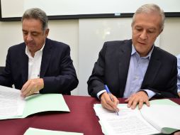 Fernando Guzmán, acudió a firmar convenios a favor de la transparencia en Jalisco. ESPECIAL  /