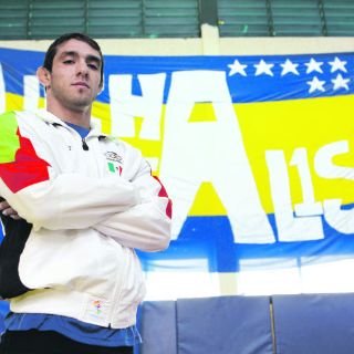 Guillermo Torres lucha por brillar en Londres