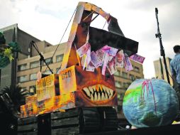 En Ciudad de México, con motivo de la reunión del G-20, hubo una protesta contra algunas decisiones económicas mundiales. REUTERS  /