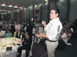 Aristóteles Sandoval manifestó su respeto a las diferentes expresiones religiosas.  /