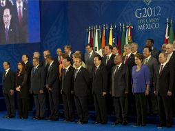 En la recta final de la cumbre, los líderes han cerrado filas para respaldar la recuperación de Europa. AP  /