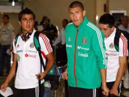 Darvin Chávez (izq) y Jorge Enríquez (der) de la Selección Olímpica, regresan a México tras ganar Esperanzas de Toulón. MEXSPORT  /