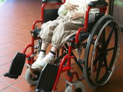 La silla está diseñada para personas imposibilitadas para mover su propia silla de ruedas, por discapacidad neuromotriz. ARCHIVO  /