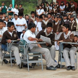 Presume la Ribera el trabajo con el periódico