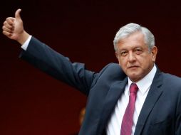 Andrés Manuel López Obrador a su llegada el debate organizado por el movimiento  #YoSoy132 en la sede de la CDHDF. REUTERS  /
