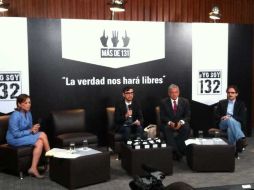 Los tres candidatos presidenciales durante el debate organizado por integrantes del Movimiento #YoSoy132. NTX  /