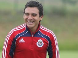 El futbolista busca dejar huella en su nueva institución, tras haber sido líder en Monterrey. Imagen de Chivas.mx. ESPECIAL  /