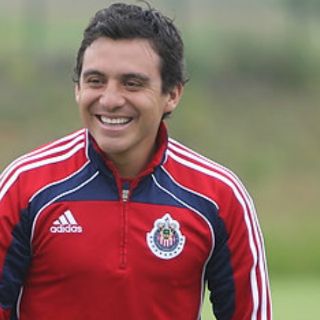 Luis Pérez quiere hacer historia en Chivas