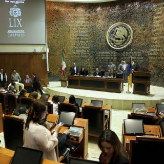 Congreso pedirá dinero a Ejecutivo para saldar deudas