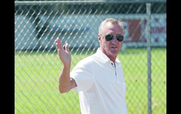 Johan Cruyff es consciente de que Chivas es un equipo que levanta grandes pasiones en México y fuera de sus fronteras.  /