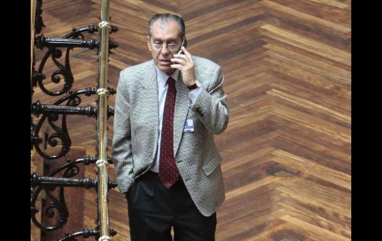 Al anunciar la nueva estrategia de la compañía, enfatizan la problemática del monopolio en telefonía. ARCHIVO  /