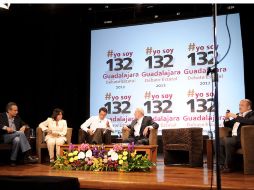 Se dejó una silla vacía, en alusión a la ausencia del candidato priista Aristóteles Sandoval.  /