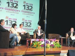 El formato del encuentro televisado por C7 permitió observar a los candidatos también mientras sus contendientes estaban hablando.  /