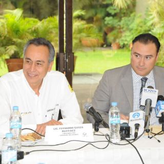 Fernando Garza acuerda una política industrial competitiva