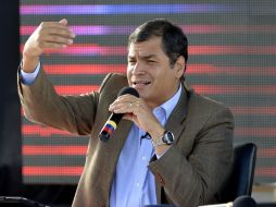 El Presidente de Ecuador, Rafael Correa, no reconoce al nuevo gobierno paraguayo encabezado por Federico Franco. AFP  /