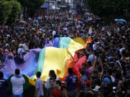 Se celebró la XVl Marcha del Orgullo Gay en Guadalajara; según la SVYT superó las 20 mil personas.  /
