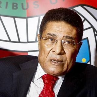 Eusebio es hospitalizado en Polonia