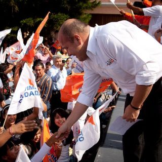 Caro y Alfaro refrendan compromisos con locatarios