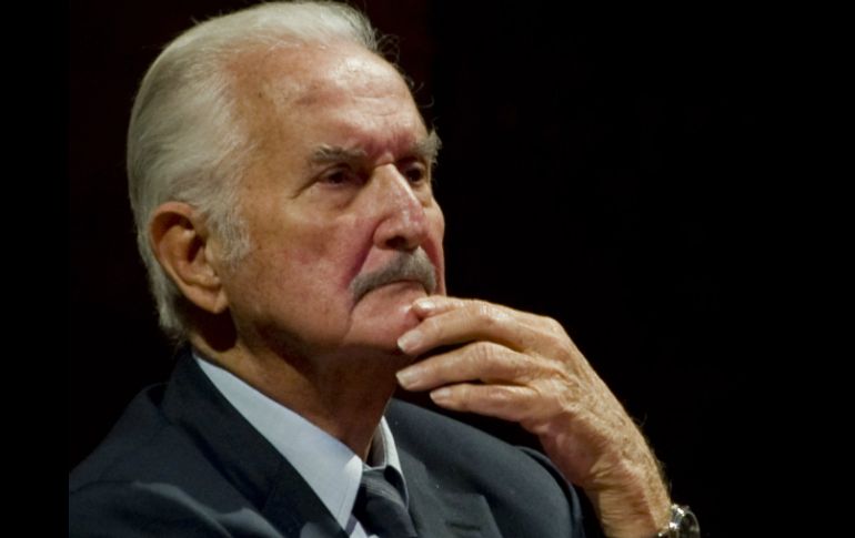 En la misiva, el escritor mexicano asegura que tuvo ''un viaje excelente'' de Santiago a Buenos Aires. ARCHIVO  /