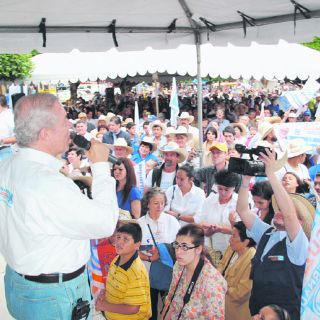 Fernando Guzmán refuta resultados de encuestas