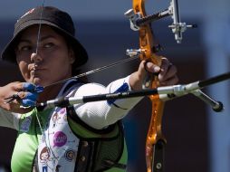 La tapatía Alejandra Valencia derrotó 6-0 a Magali Foulon de España. ARCHIVO  /